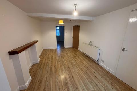 undefined, Kirkgate, Thirsk, North Yorkshire, YO7