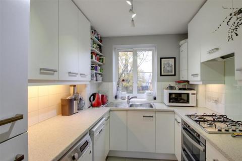 2 bedroom flat to rent, Chusla Road, Sydenham, SE26