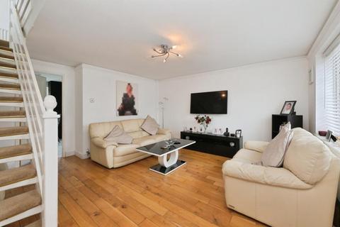 3 bedroom terraced house for sale, Felton Close, Broxbourne, EN10