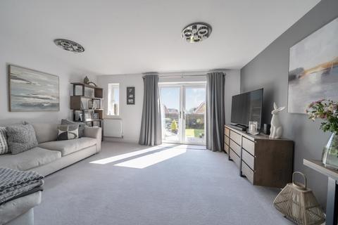 3 bedroom semi-detached house for sale, Rowden Way, Alton, Hampshire, GU34
