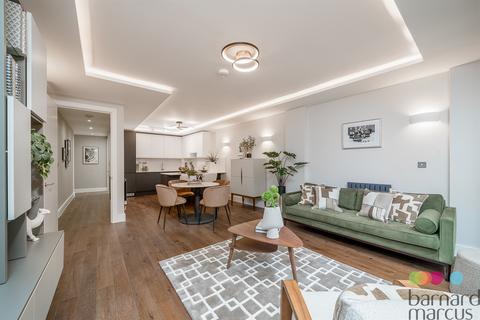 Shepherds Bush Road, London, W6