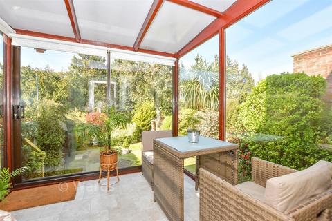 3 bedroom terraced house for sale, Woodlands Road, Gillingham, Kent