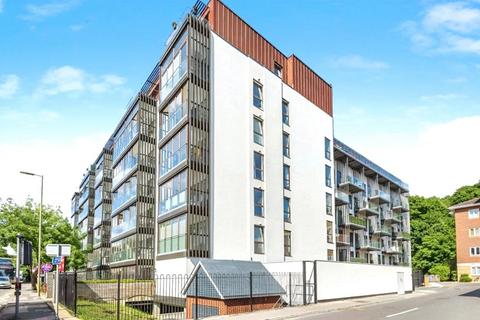 undefined, Farnborough Road, Farnborough, Hampshire