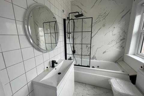 undefined, Coronation Road, Cowes, PO31