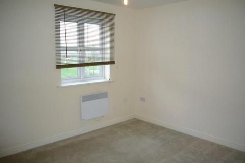 undefined, 6 Heyford House, Carterton, Oxon, OX18 1GT