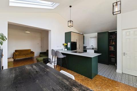 3 bedroom semi-detached house for sale, Malvern Drive, Middlesbrough