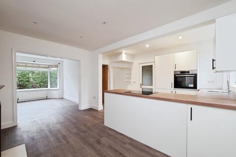 3 bedroom semi-detached house to rent, Lilac Crescent, Nottingham, NG9