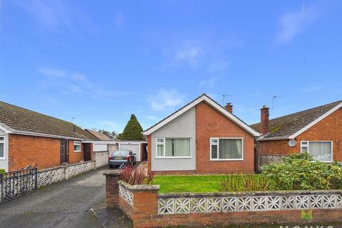 3 bedroom detached bungalow for sale, Trehowell Avenue, Chirk Bank