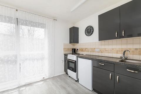 1 bedroom flat to rent, Staple Gardens, Bilberry Court Staple Gardens, SO23