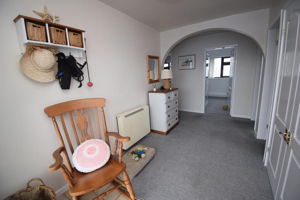 Entrance Hallway.JPG