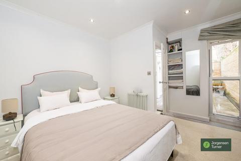 2 bedroom flat for sale, Minford Gardens, London, W14