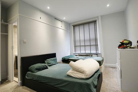 undefined, St. Stephens Avenue, London