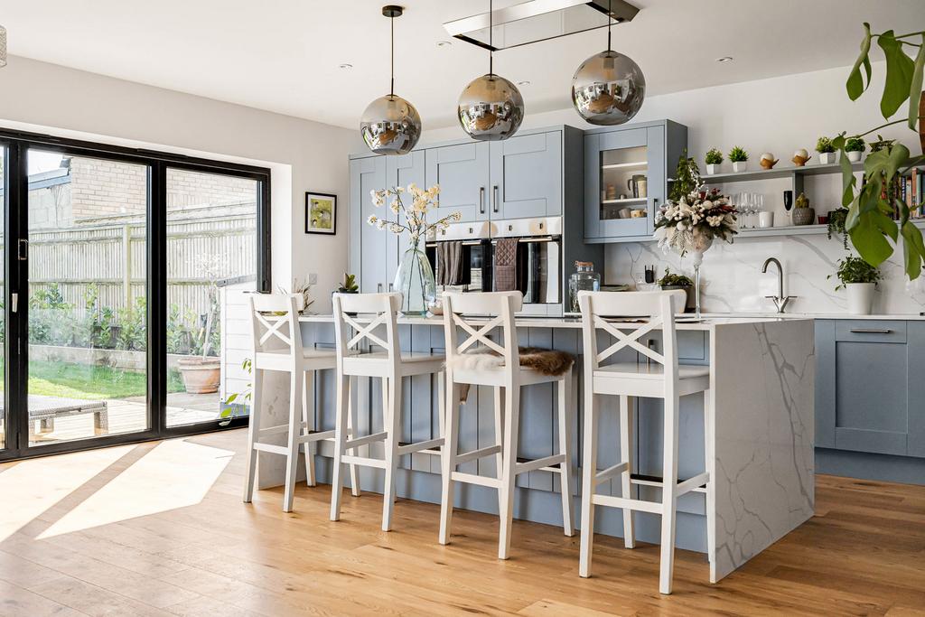 Kitchen/Dining