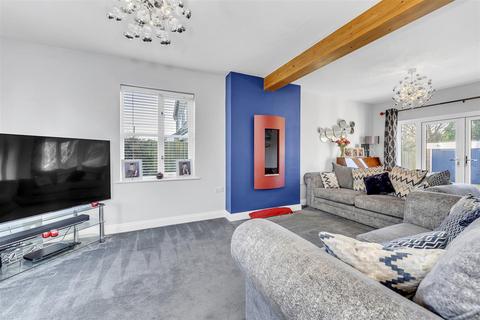 4 bedroom detached house for sale, Ipswich Road, Debenham