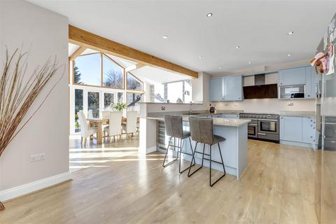 4 bedroom detached house for sale, Ipswich Road, Debenham