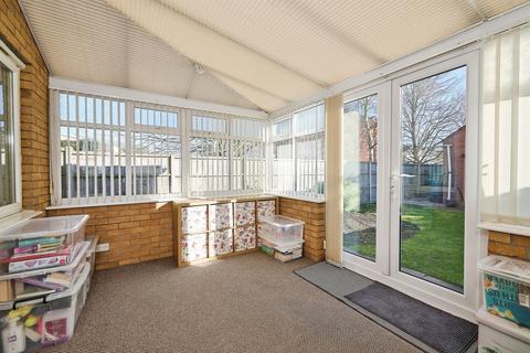 3 bedroom end of terrace house for sale, Buckthorn Road, Hampton Hargate, Peterborough