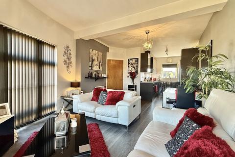 2 bedroom flat for sale, Downham Boulevard, Ipswich IP3