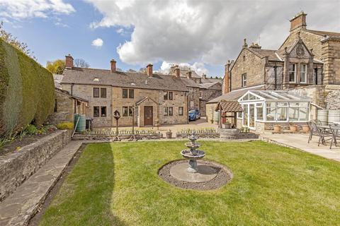3 bedroom detached house for sale, Arkwright Square, Bakewell