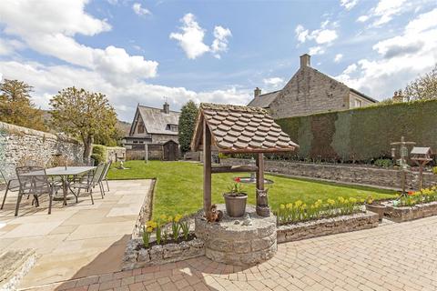 3 bedroom detached house for sale, Arkwright Square, Bakewell