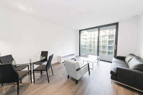 2 bedroom apartment to rent, Canter Way, London E1