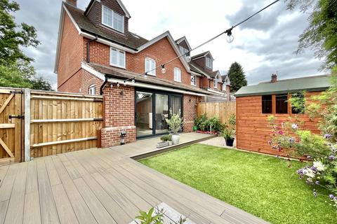 undefined, Filia Cottages, Vicarage Lane, Hound Green, RG27