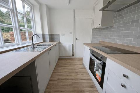 2 bedroom cottage to rent, Valley Road, Canterbury CT4