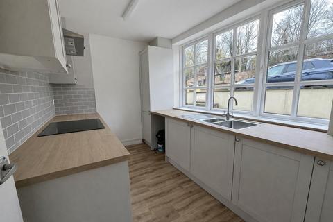 2 bedroom cottage to rent, Valley Road, Canterbury CT4