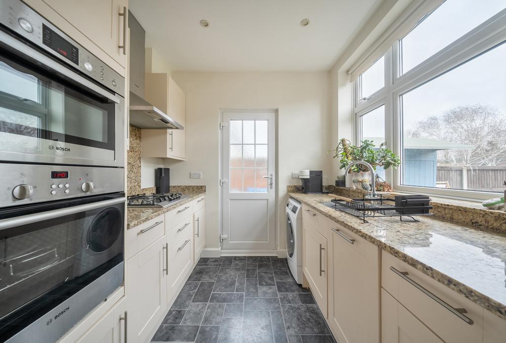 1423233-7-69b2af2...