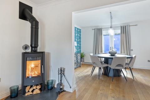 4 bedroom detached house for sale, Llynallan Road, Shotts, ML7