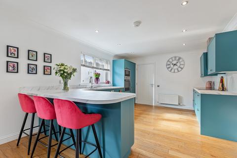 4 bedroom detached house for sale, Llynallan Road, Shotts, ML7