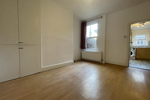2 bedroom detached house to rent, Hildesley Road, Douglas, Isle of Man, IM2 5AZ