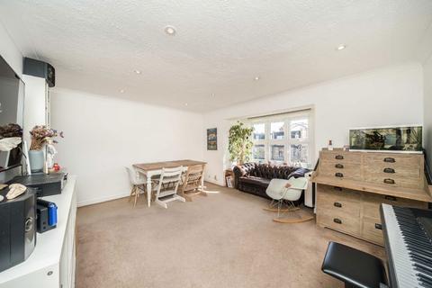 undefined, Ravensbury Road, London SW18