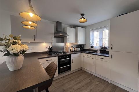 2 bedroom house for sale, Hexham Street, Towcester