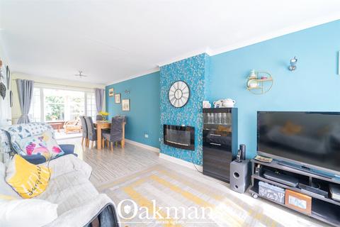 3 bedroom detached house for sale, Wenlock Drive, Worcestershire B61