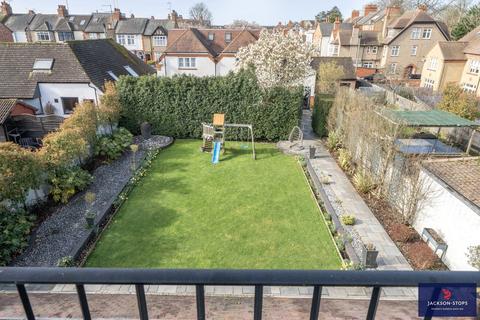 5 bedroom detached house for sale, Park Avenue South, Abington Park, Northampton, Northamptonshire, NN3