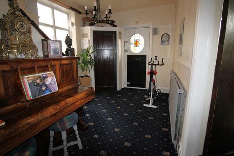 undefined, Woodside Road, Chorlton, Manchester. M16 0BT