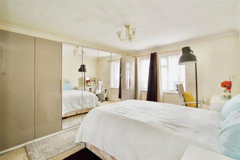 undefined, Raydons Road, DAGENHAM, Essex, RM9