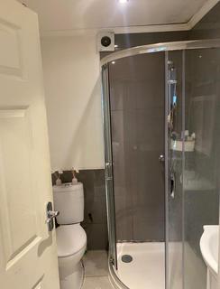 Studio to rent, Wood End Way, Northolt UB5