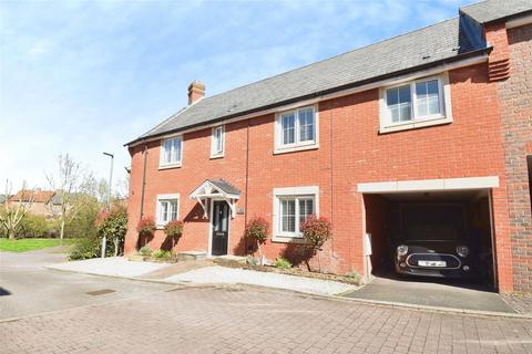 4 bedroom link detached house for sale, Horsemead Piece, Winslow