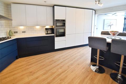 4 bedroom link detached house for sale, Horsemead Piece, Winslow