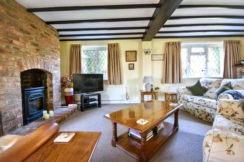 3 bedroom detached house for sale, Little Beckford, Tewkesbury, Gloucestershire