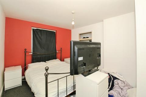 1 bedroom flat for sale, Clayburn Road, Hampton Centre, Peterborough