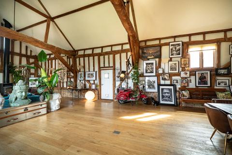 undefined, High Street, Eaton Bray, LU6