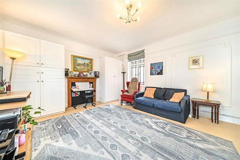 undefined, Weymouth Street, London W1G