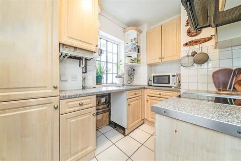 undefined, Weymouth Street, London W1G