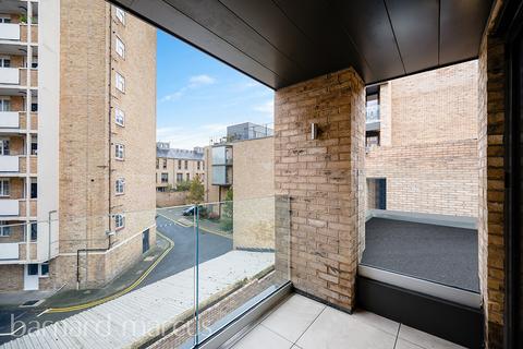 2 bedroom apartment for sale, Shepherds Bush Road, London, W6