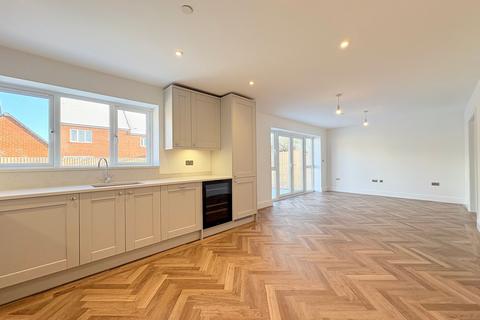 undefined, Blackberry Close, Great Barford, MK44