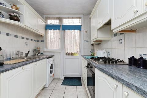 3 bedroom terraced house for sale, Ashburton Avenue, Ilford