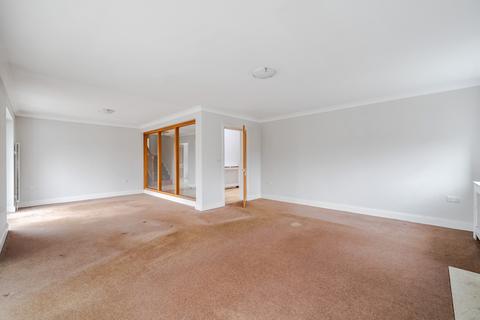 4 bedroom house for sale, Towpath, Shepperton, TW17