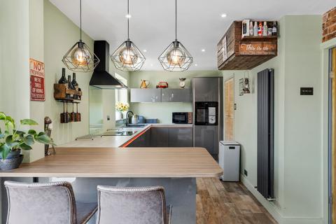 undefined, Dundee Close, Fearnhead, WA2